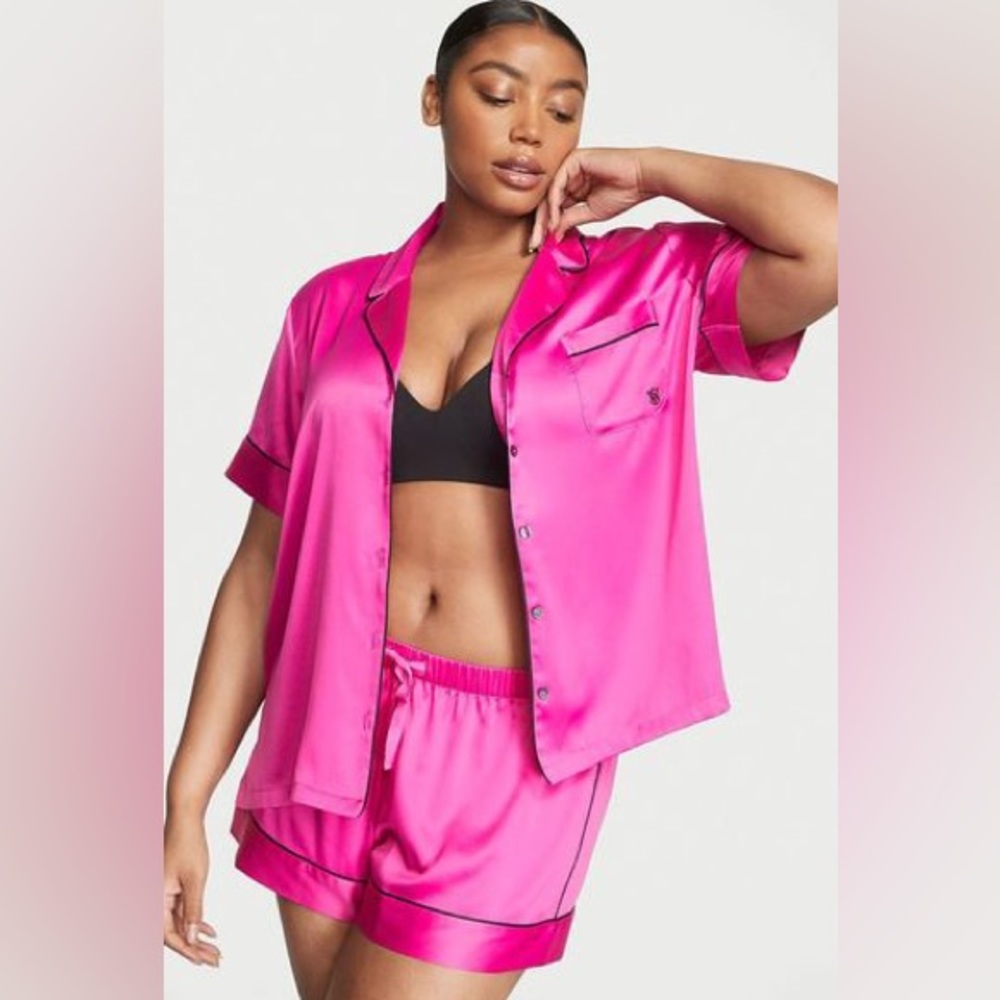 Victoria's Secret Satin Short Pajama Set Fucshia Frenzy Large NEW